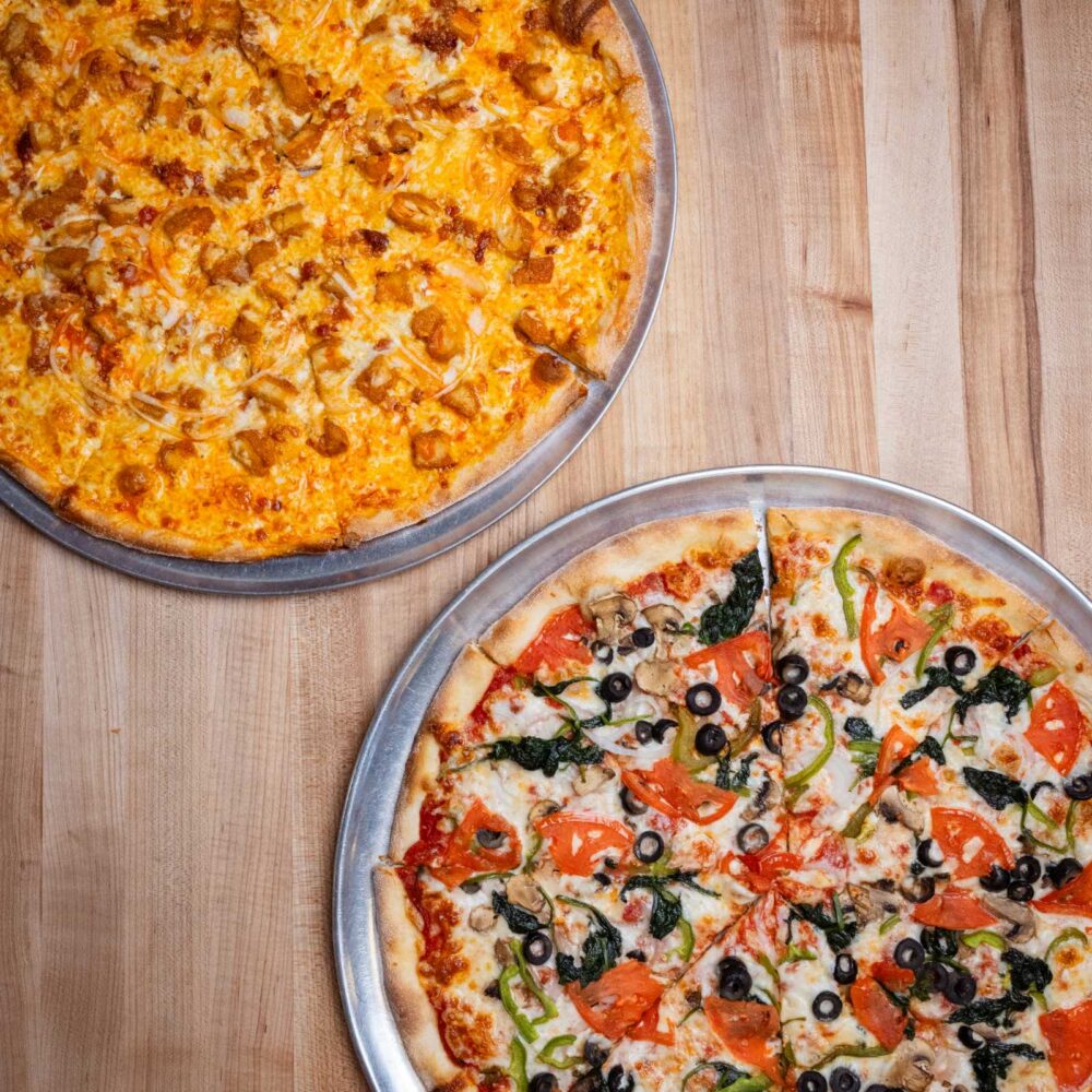 dine in pizza near me
