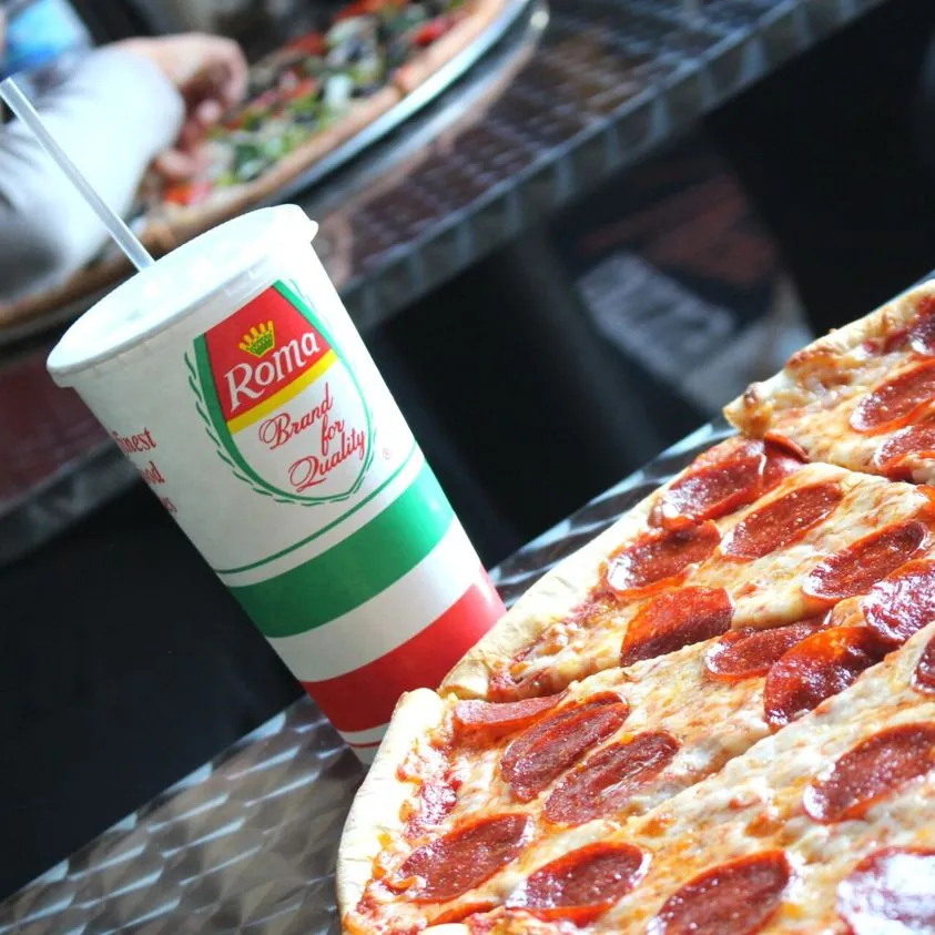 Hickory pizza restaurant